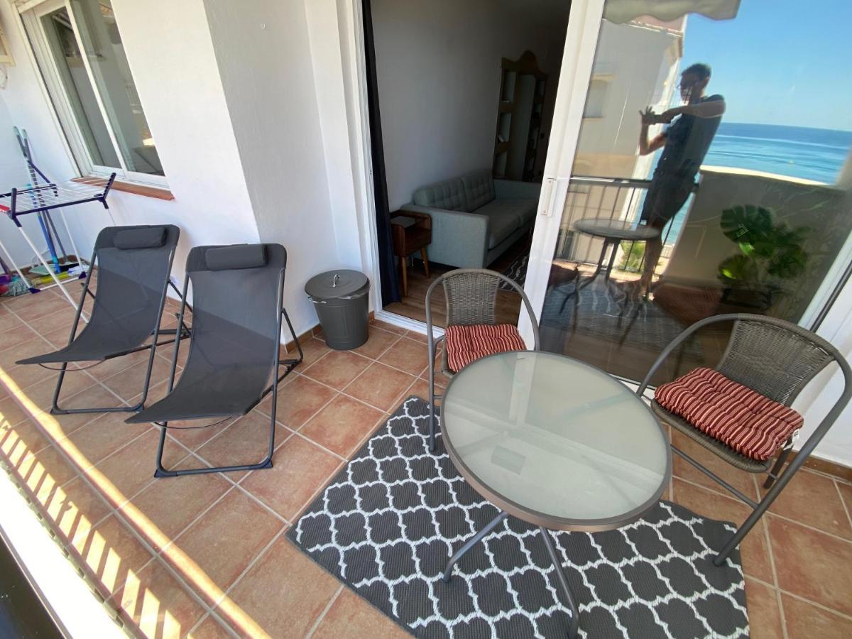 Nerja Sea View Front Line Appartment Torrecila 4P Max Exterior photo
